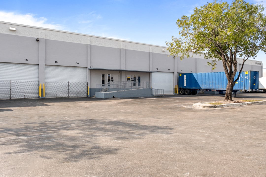 12,063 SF Industrial Space in Doral, FL Photo
